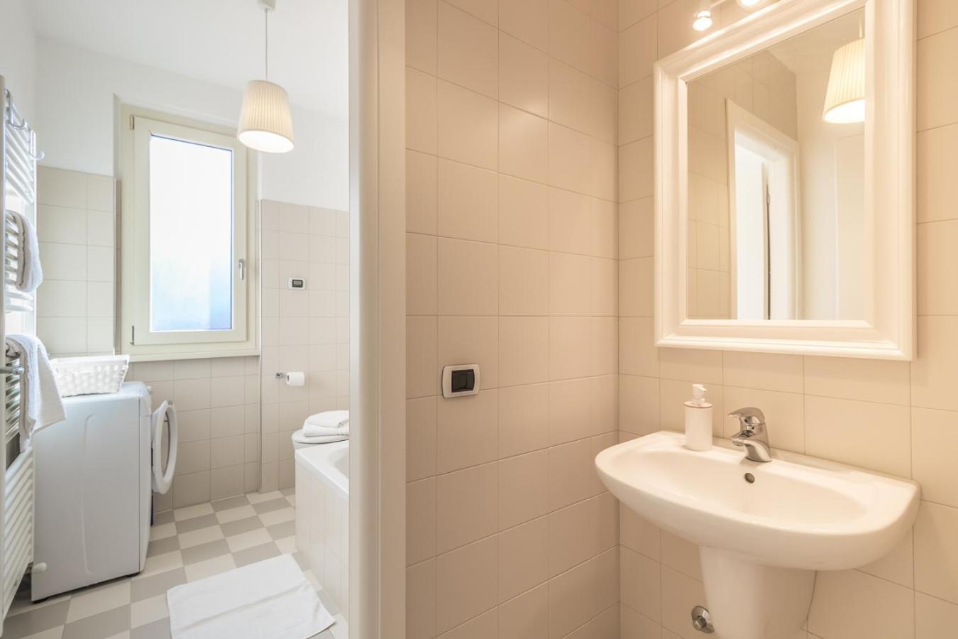Tulipani 17 - Tremezzina Apartment *