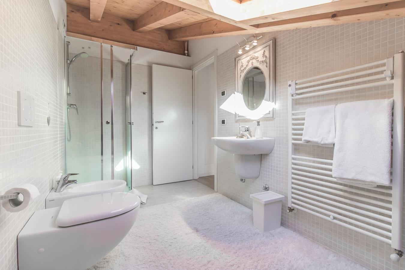 Tulipani 17 - Tremezzina Apartment Tremezzo