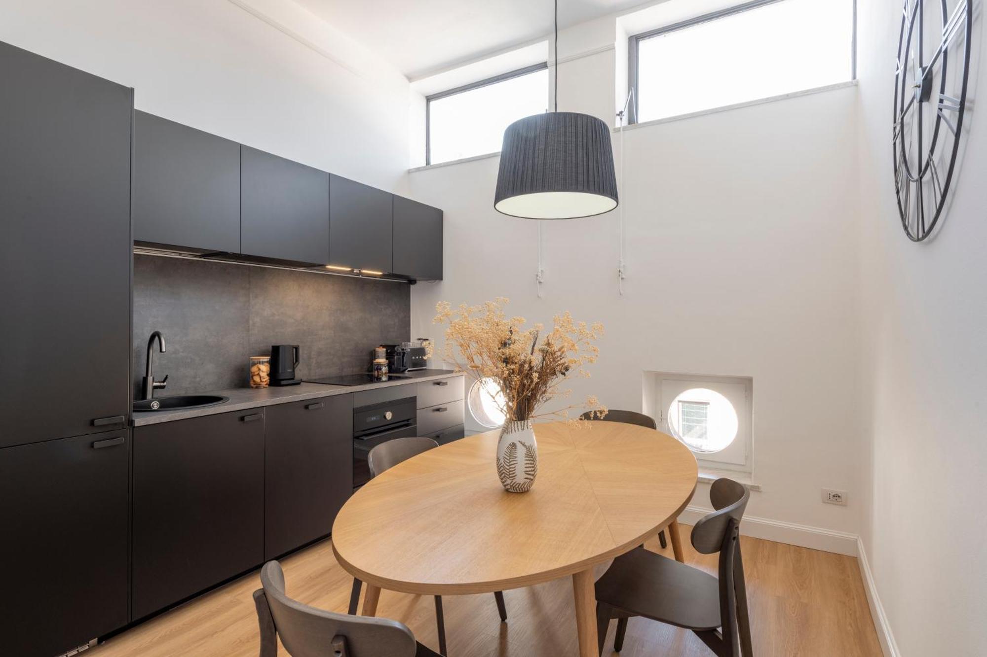 Boutique Rusconi Palace Apartment *