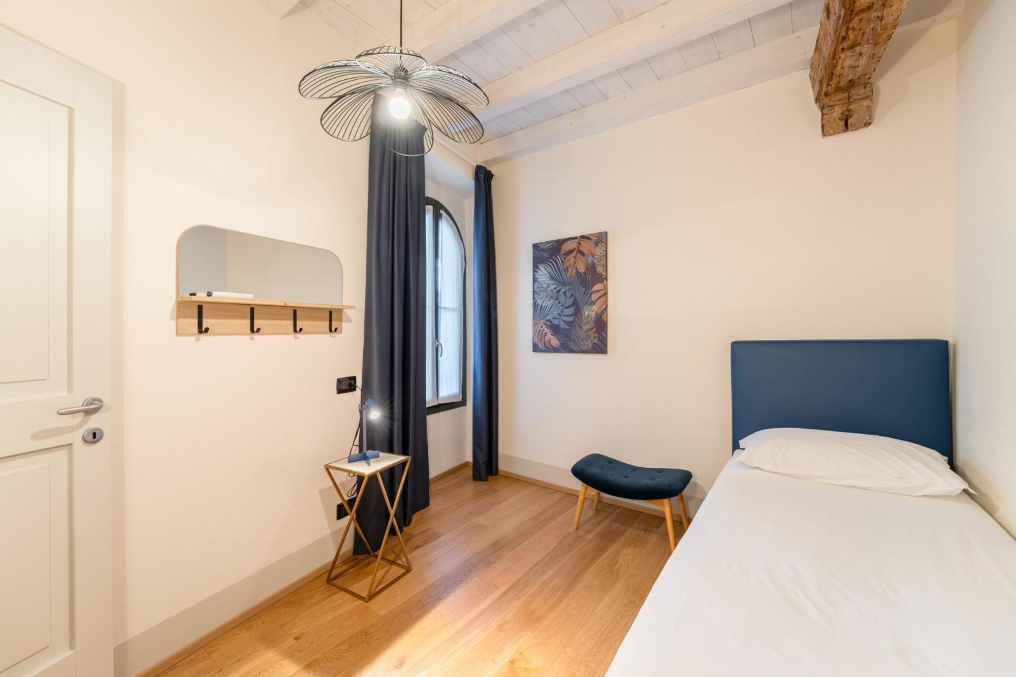Palazzo Odescalchi By Wonderful Italy * Como