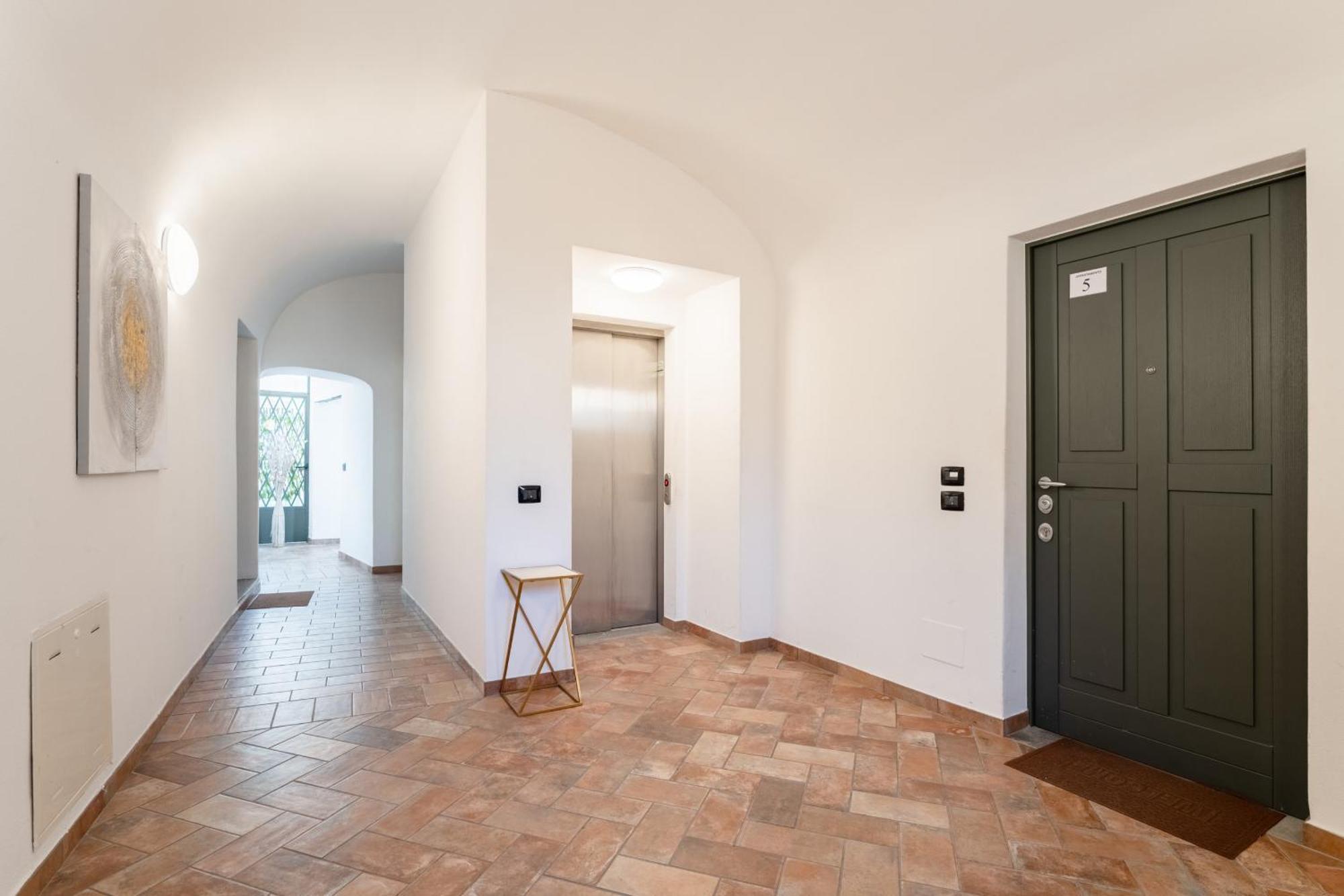 Apartment Palazzo Odescalchi By Wonderful Italy