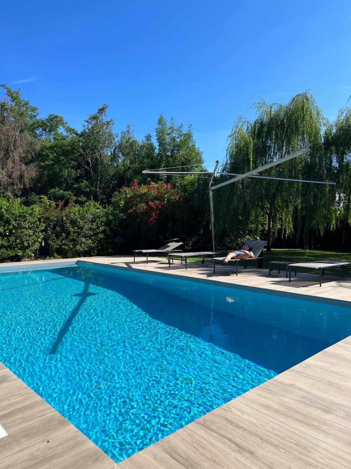 Salici, Pool & Garden Villa