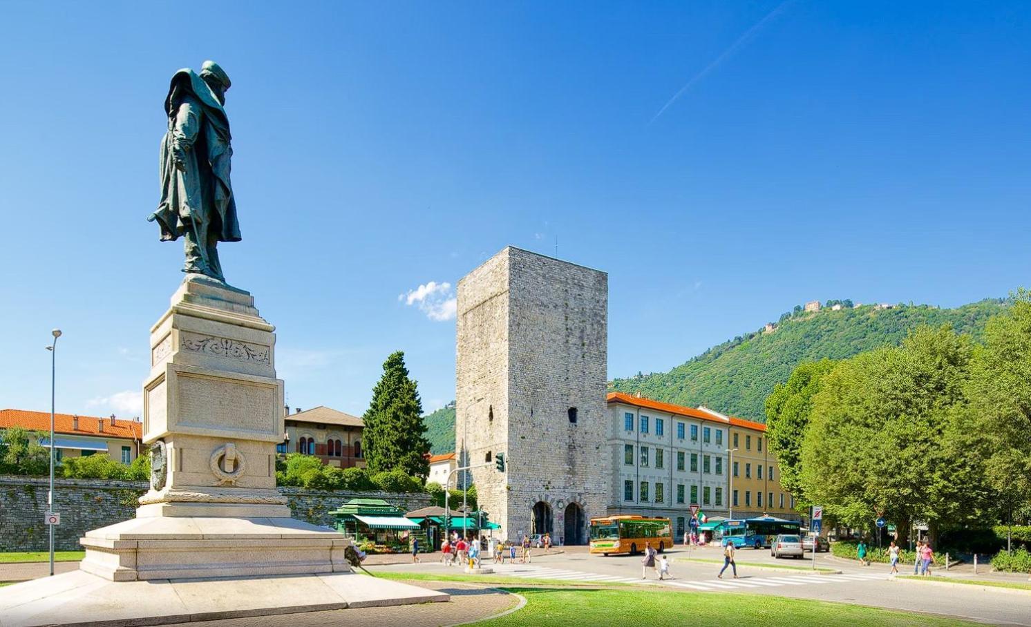 Scalabrini Guest house Como