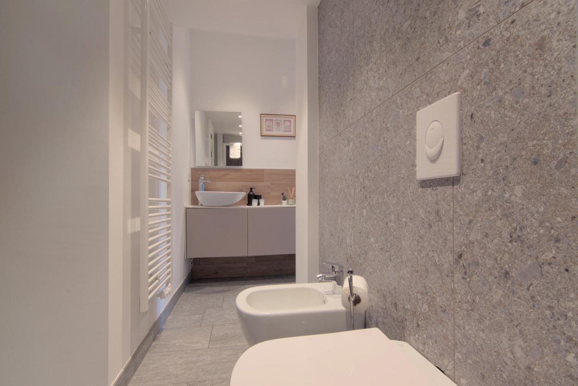 Ca Del Lasco - Modern In Classic Apartment Bellano