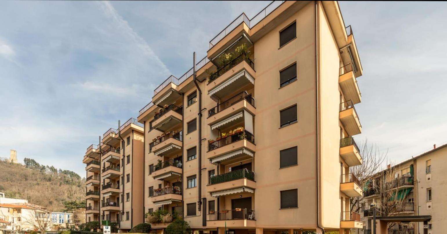 Sunny Apartment *
