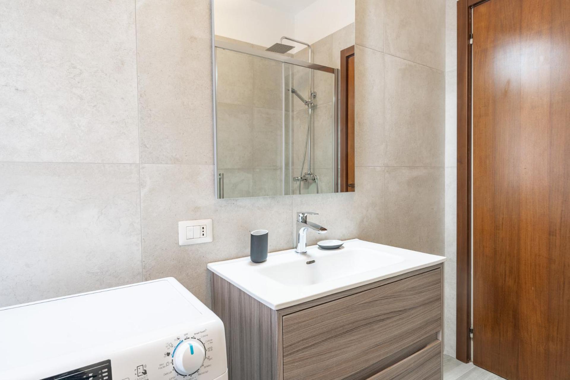 Apartment Isola - Near Viscontea Island Lecco