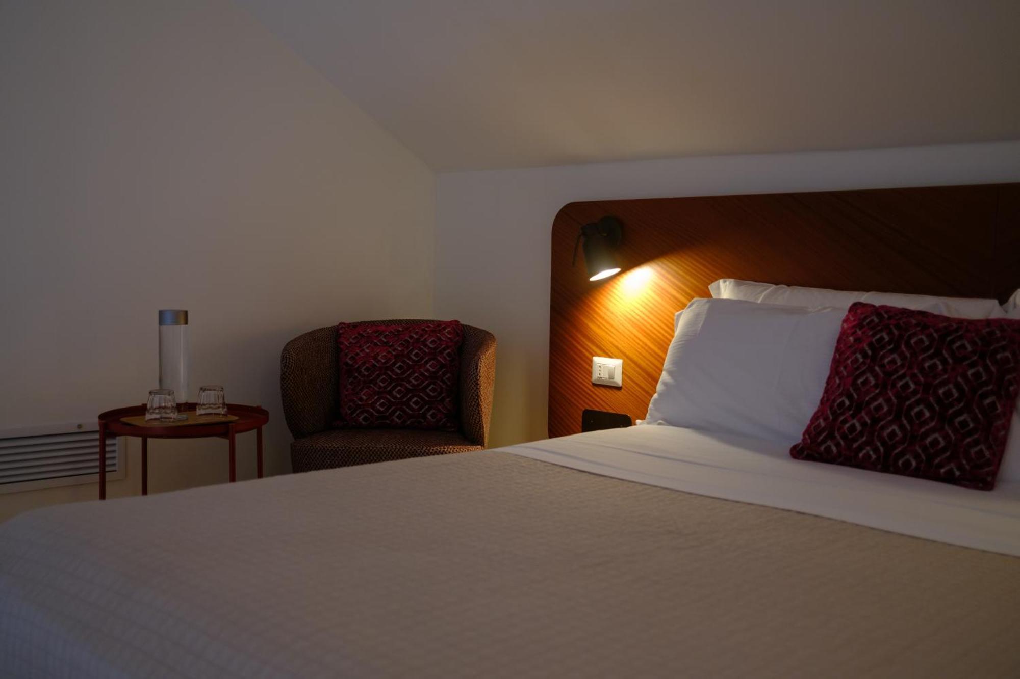 Le Stanze Del Suites&pool Affittacamere Côme