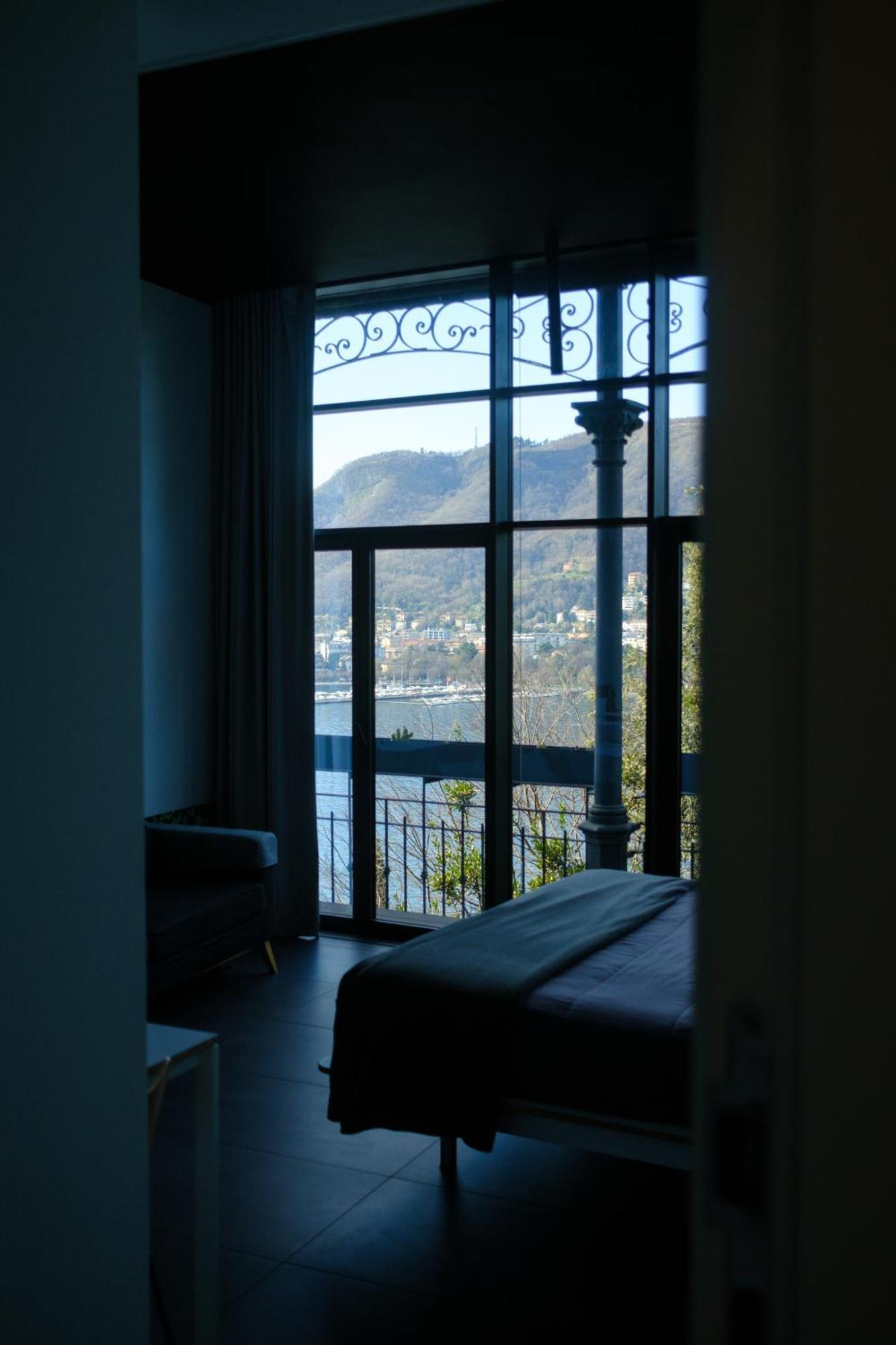 Veranda View * Como