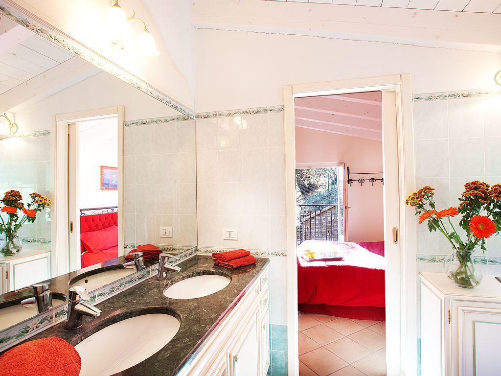 Apartment Belvedere Menaggio-4 Luxury Homes-by Italian Menaggio