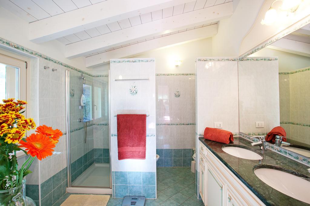 Belvedere Menaggio-4 Luxury Homes-by Italian * Menaggio