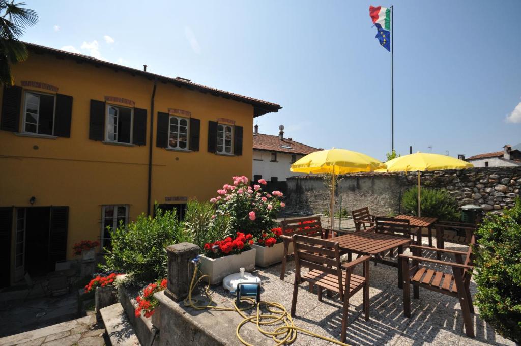 Vinicia, Pool, Jacuzzi, Airco Guest house Domaso