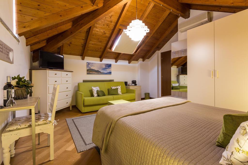 Bed & Breakfast La & 3*