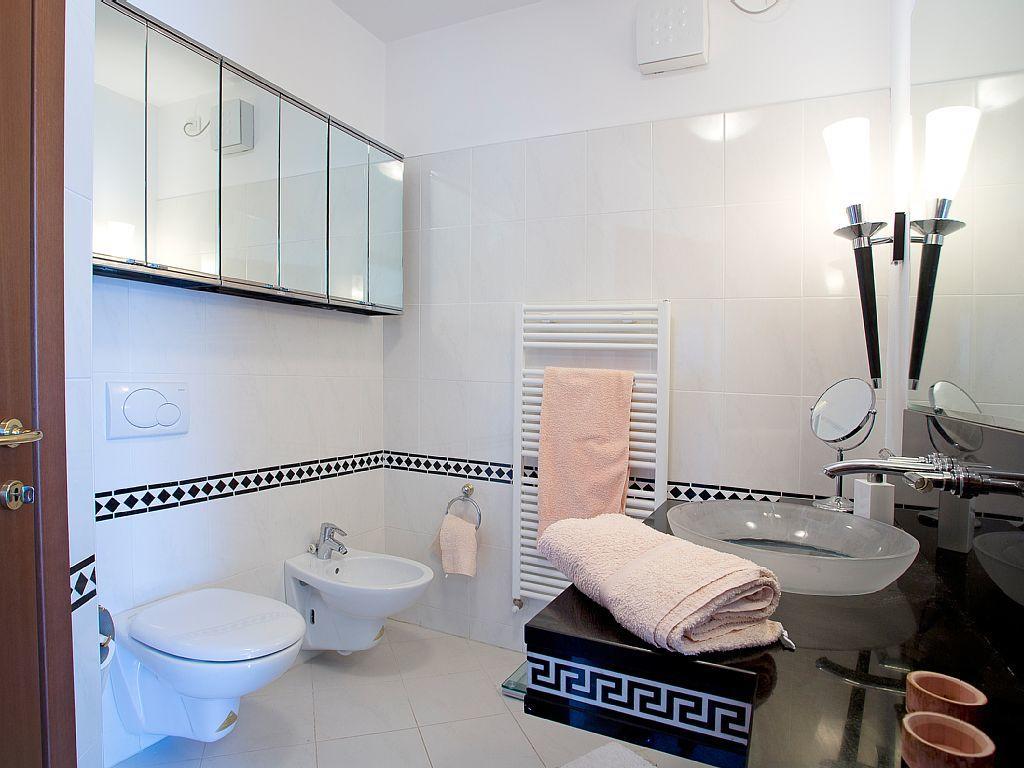 Apartment Belvedere Menaggio-4 Luxury Homes-by Italian Menaggio