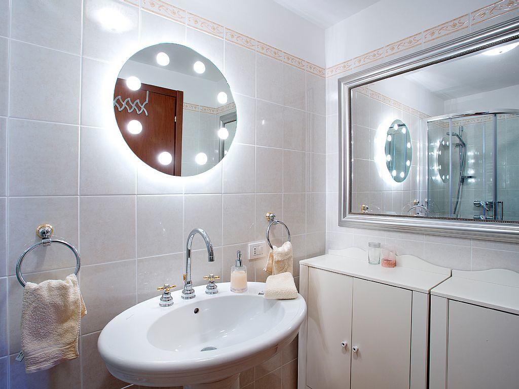 Belvedere Menaggio-4 Luxury Homes-by Italian Menaggio