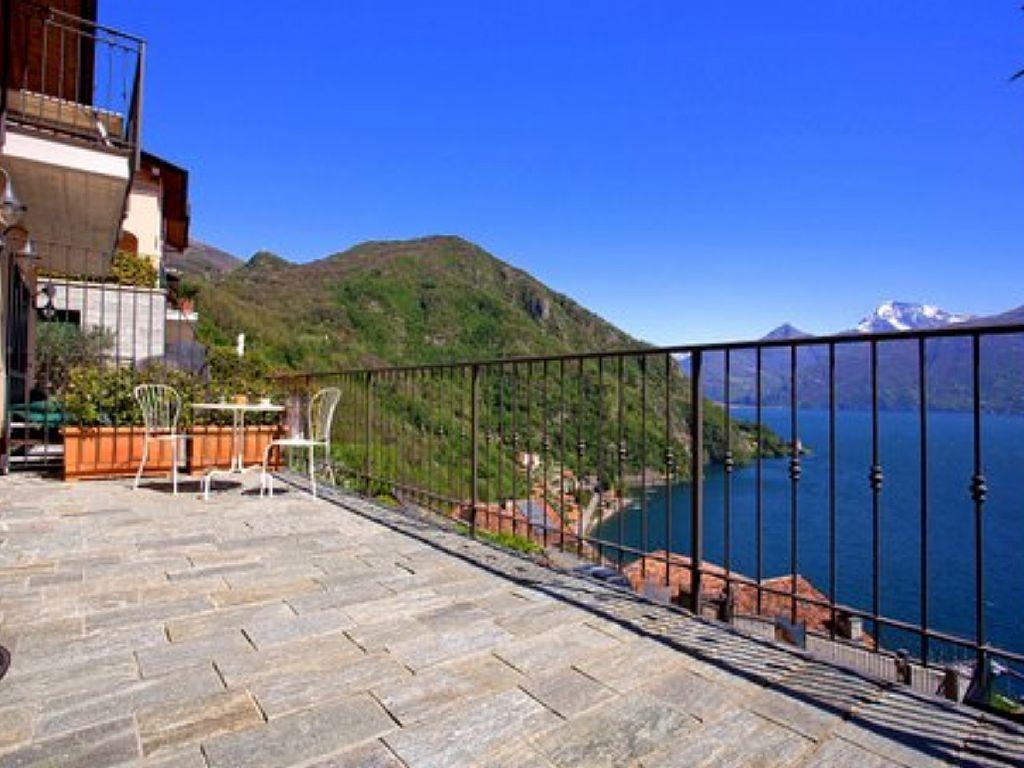 Belvedere Menaggio-4 Luxury Homes-by Italian Menaggio