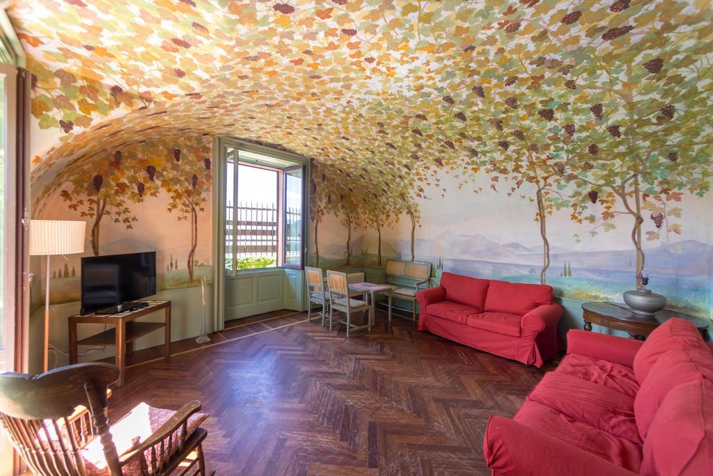 La Rossa Villa *