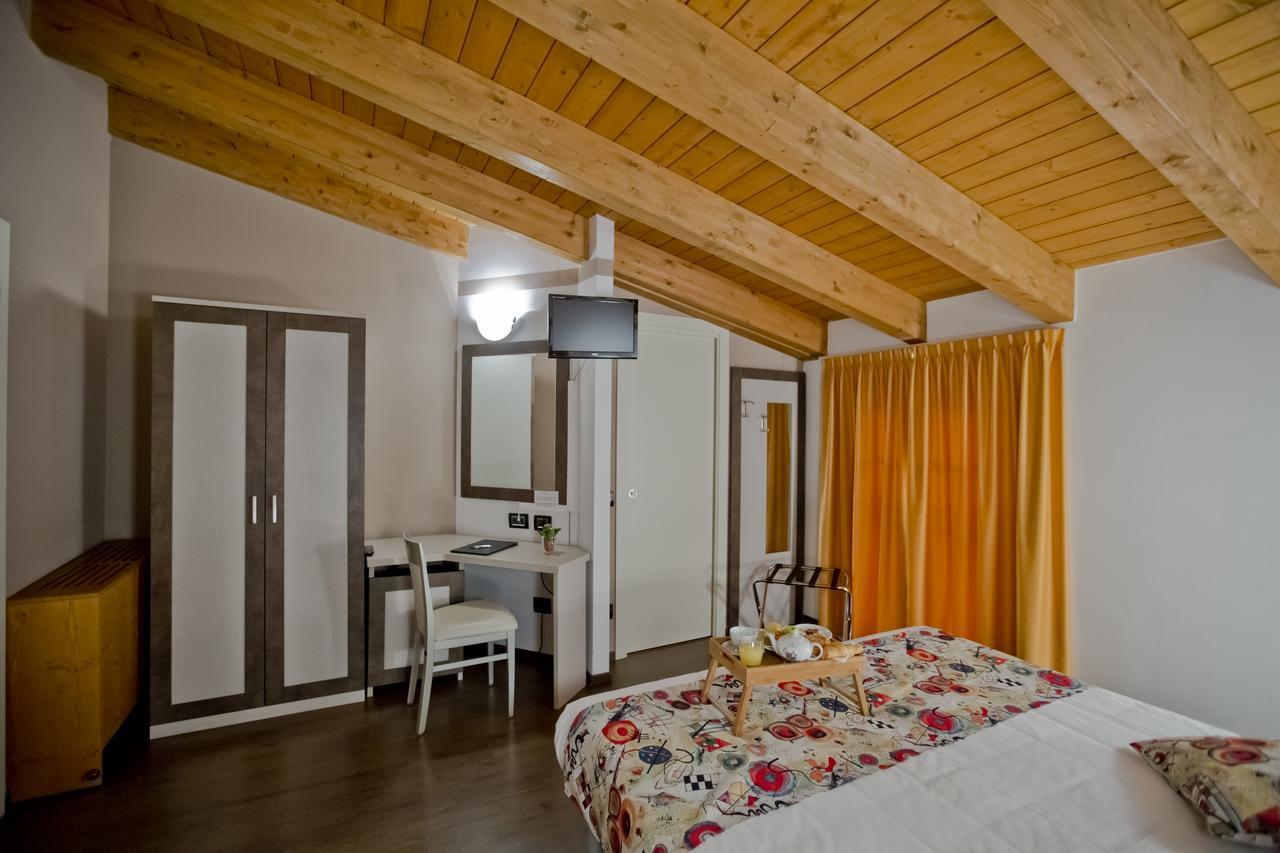 Hotel Di Colico