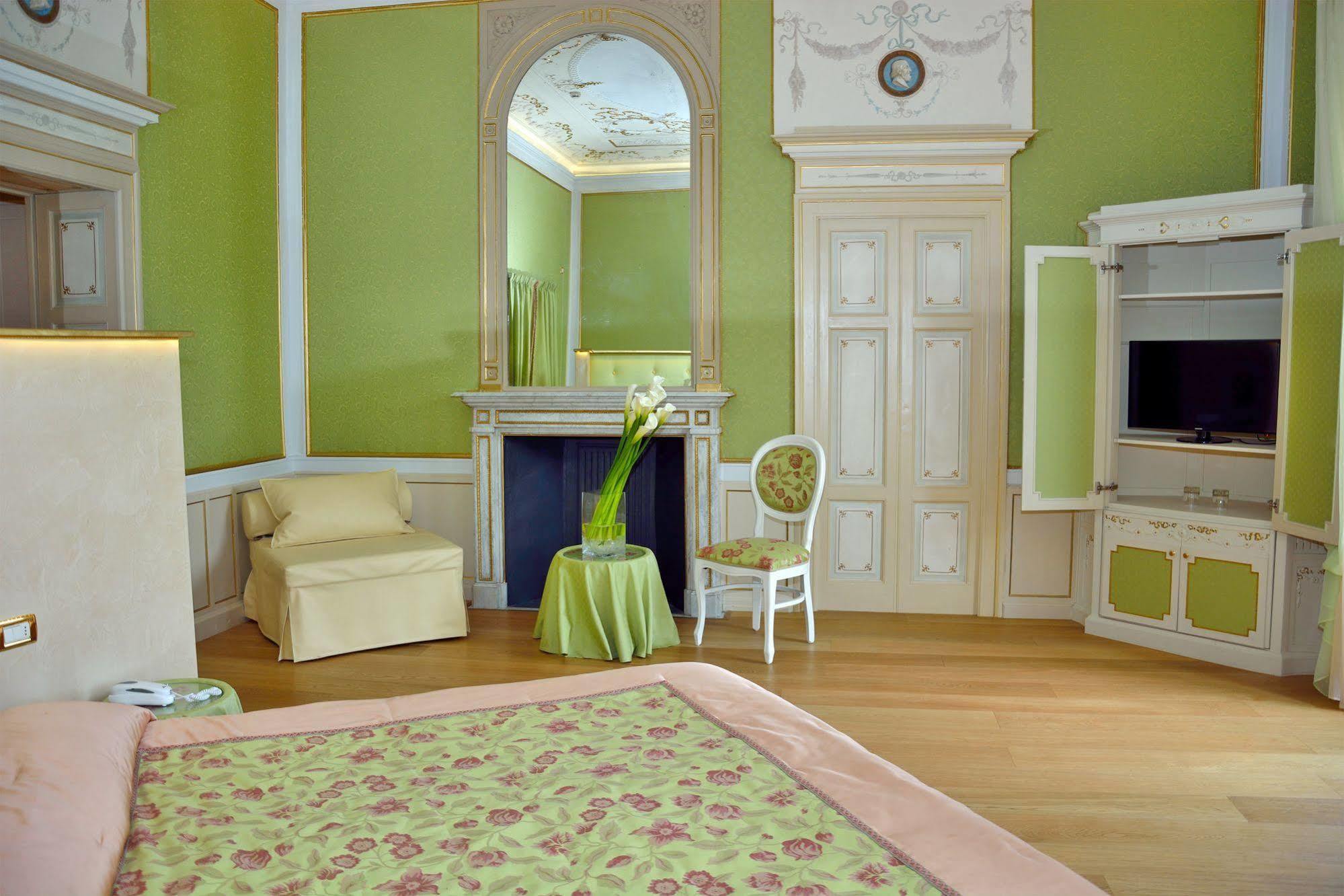 Grand Hotel 4*
