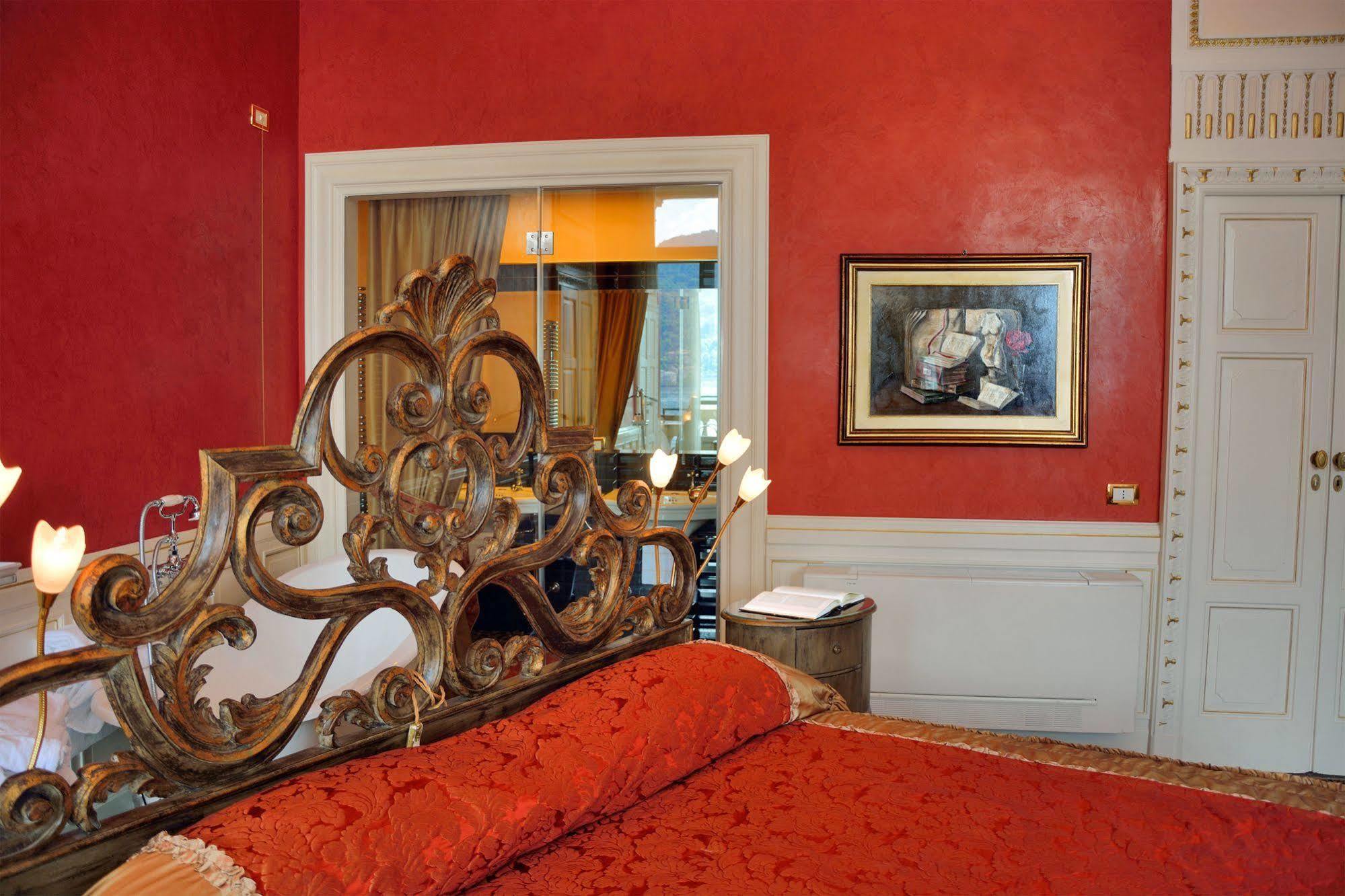 Grand Hotel