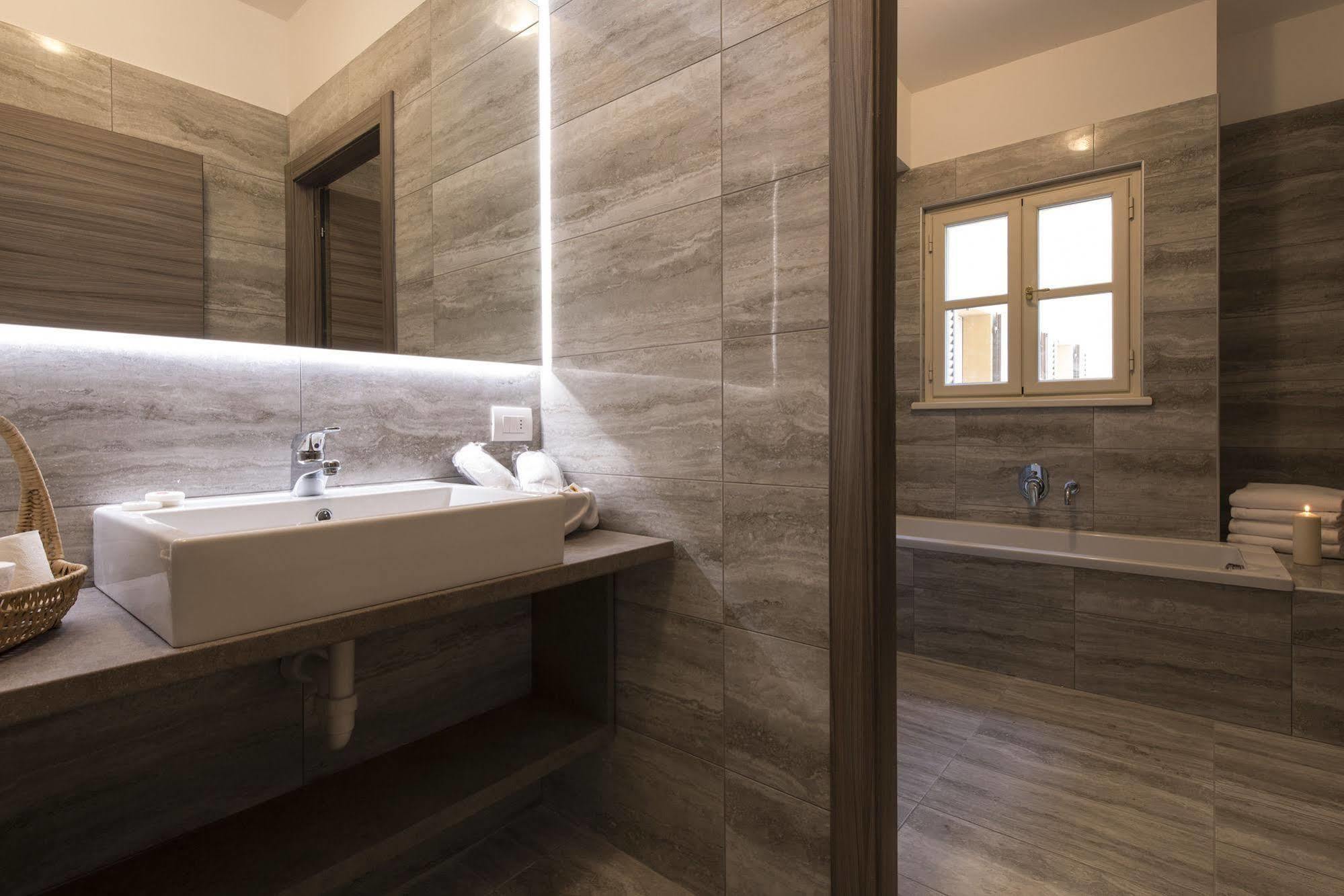 Luxury Britannia * Griante