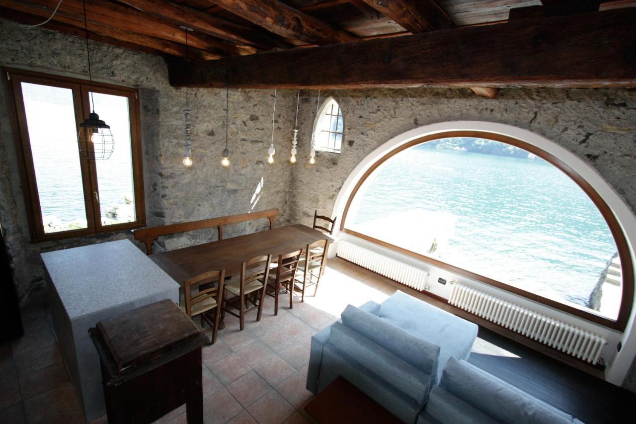 Appartamento House On The Shore Of
