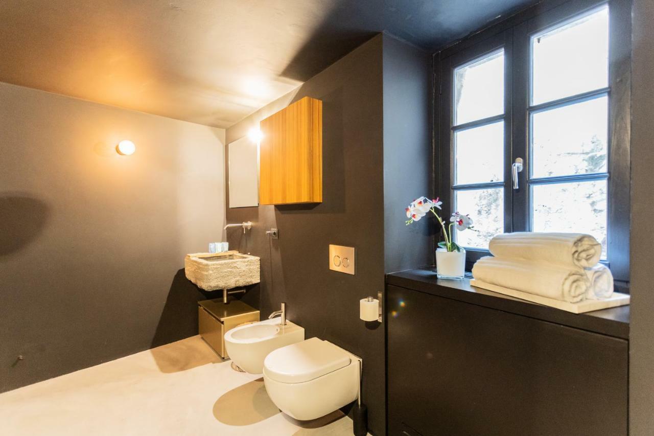 Shades Of With Private Terrace By Rent