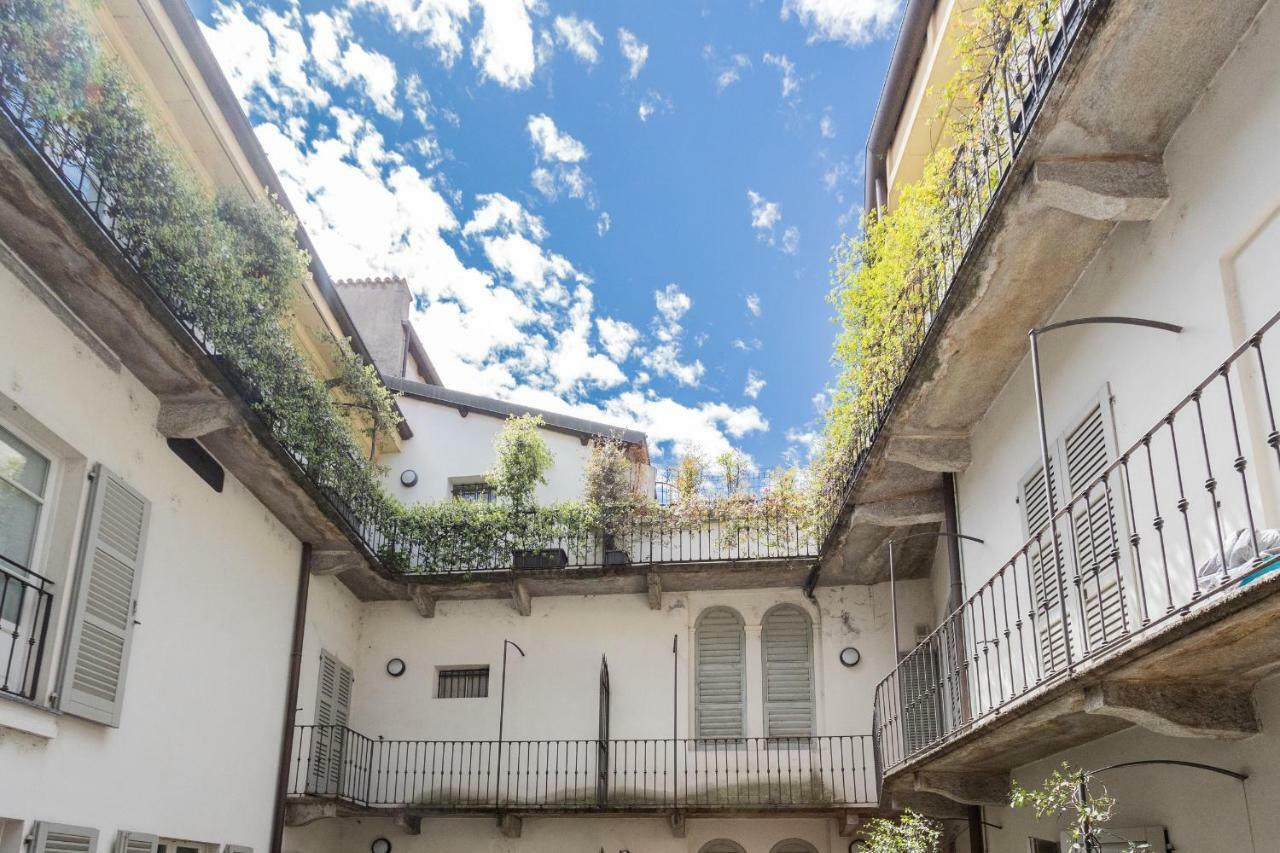 Shades Of With Private Terrace By Rent