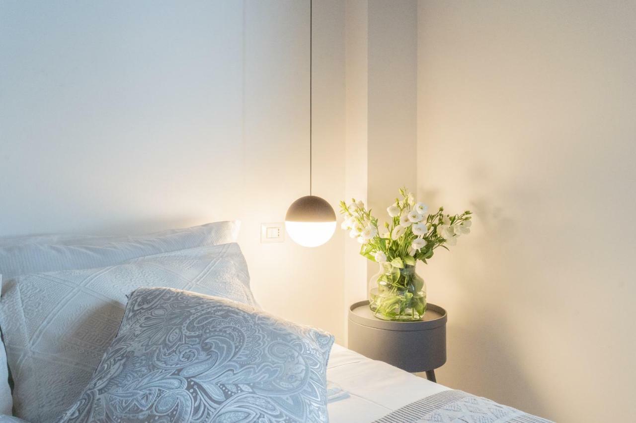 Shades Of With Private Terrace By Rent Como