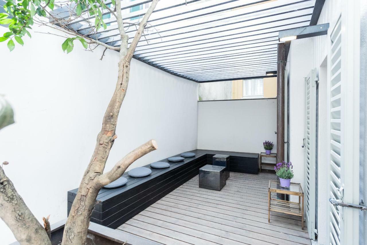 Shades Of With Private Terrace By Rent *