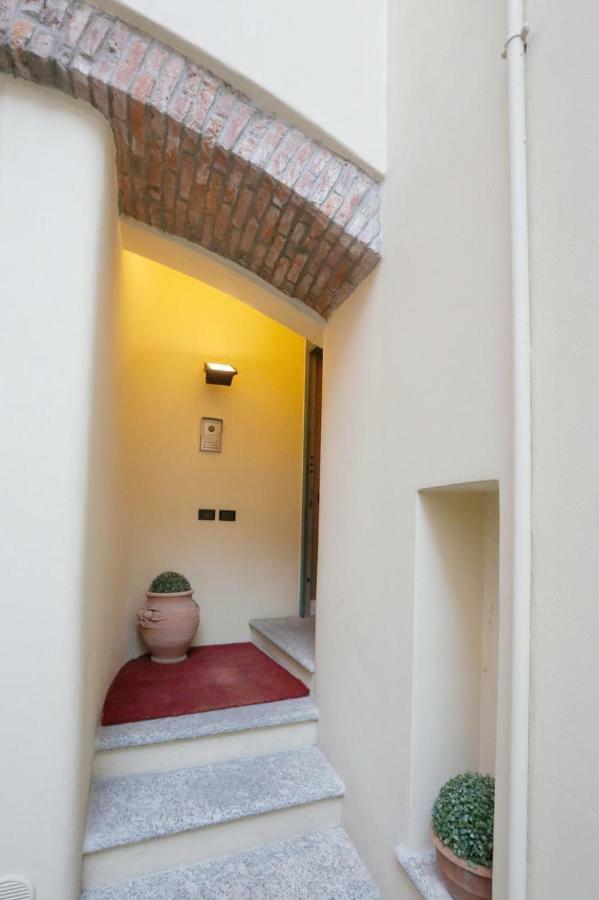 Luxury And Modern - Mq 270 - In The Heart Of Como