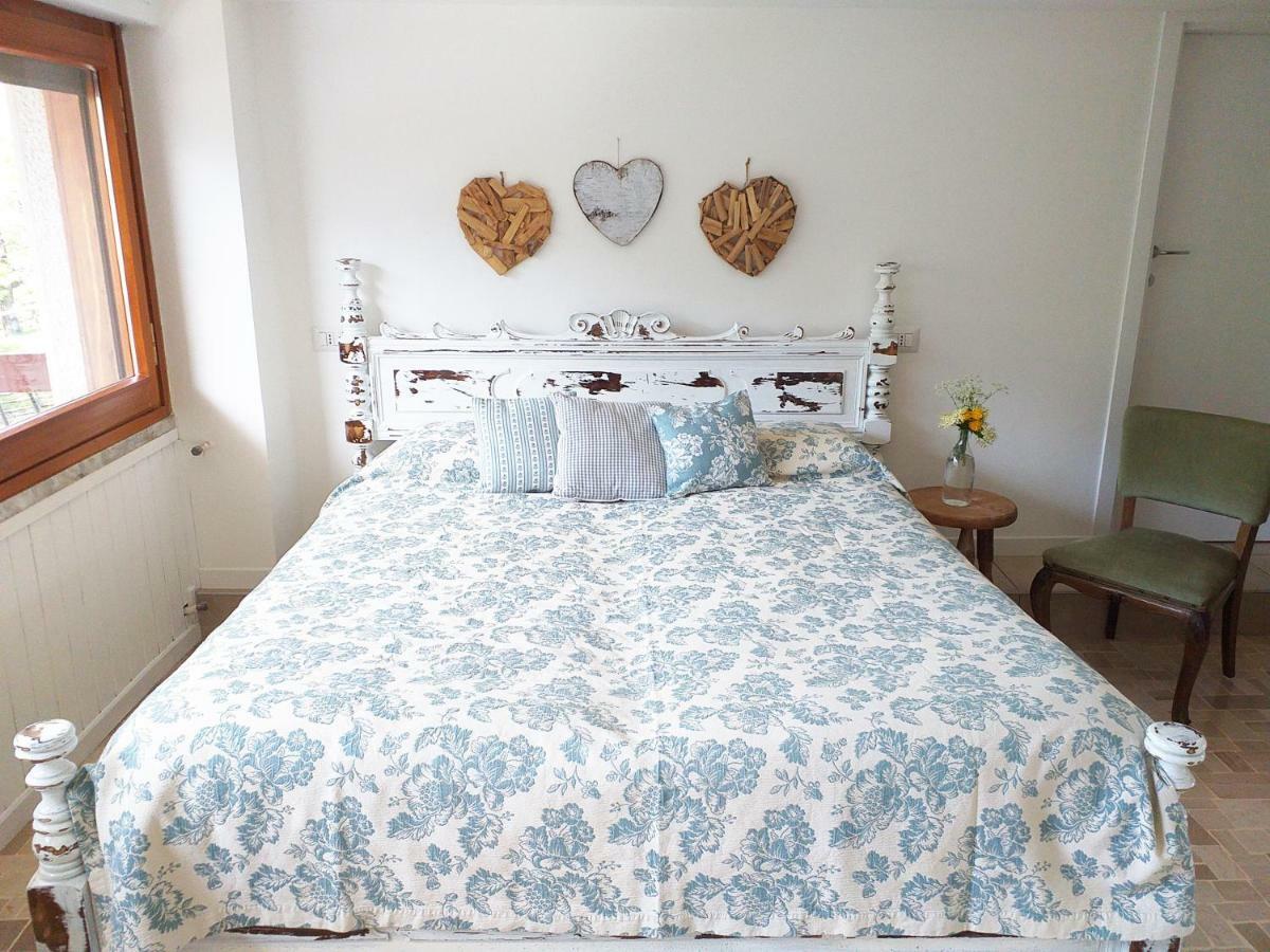 Dei Laghi Bed & Breakfast