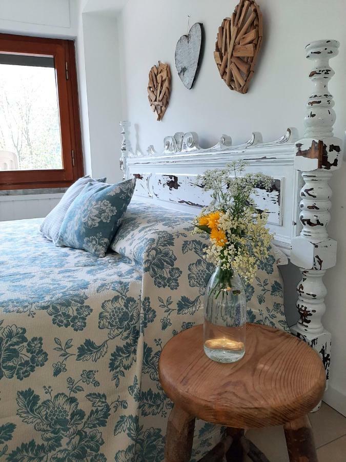 Bed & Breakfast Dei Laghi Magreglio
