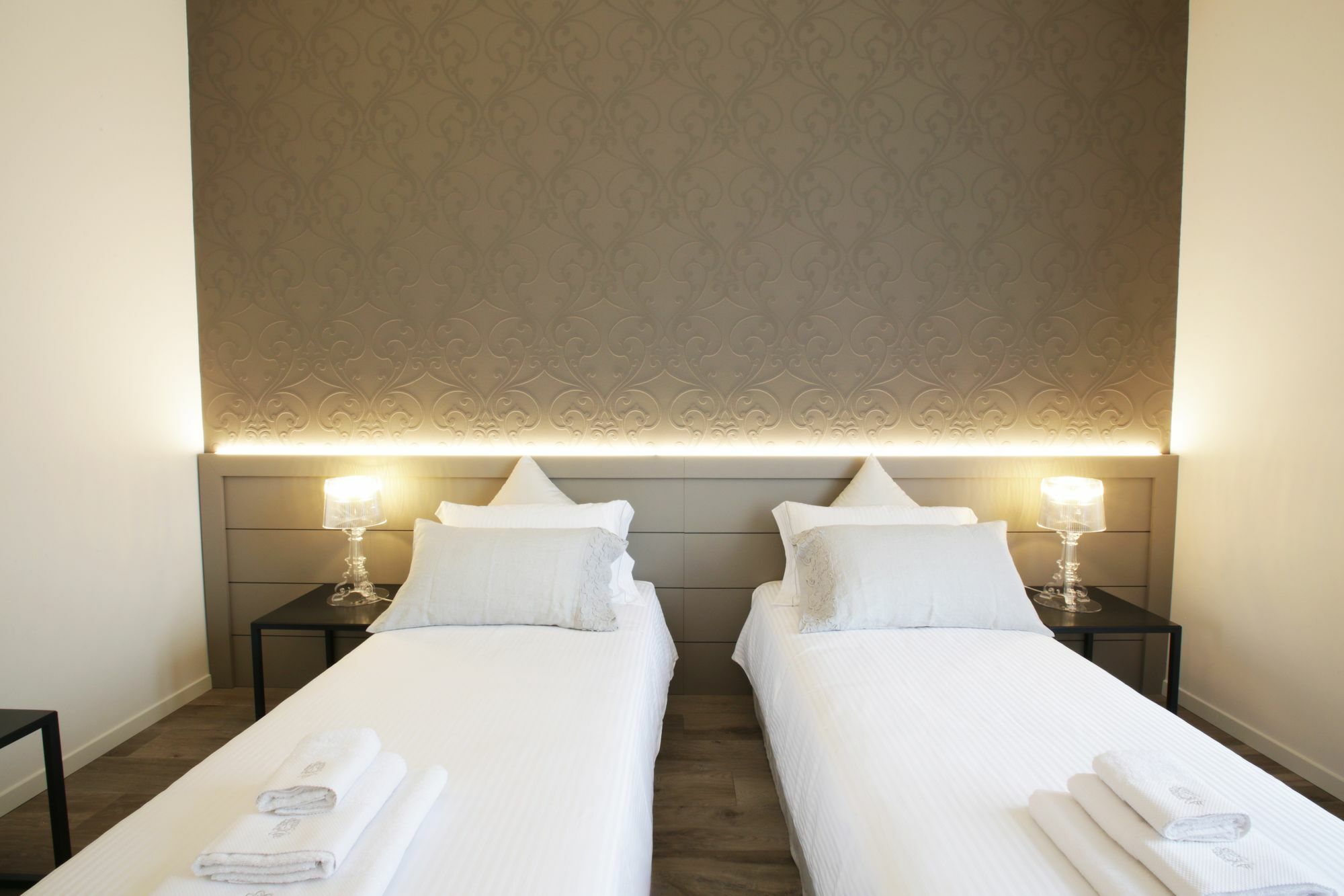 Liberty Guest house Como