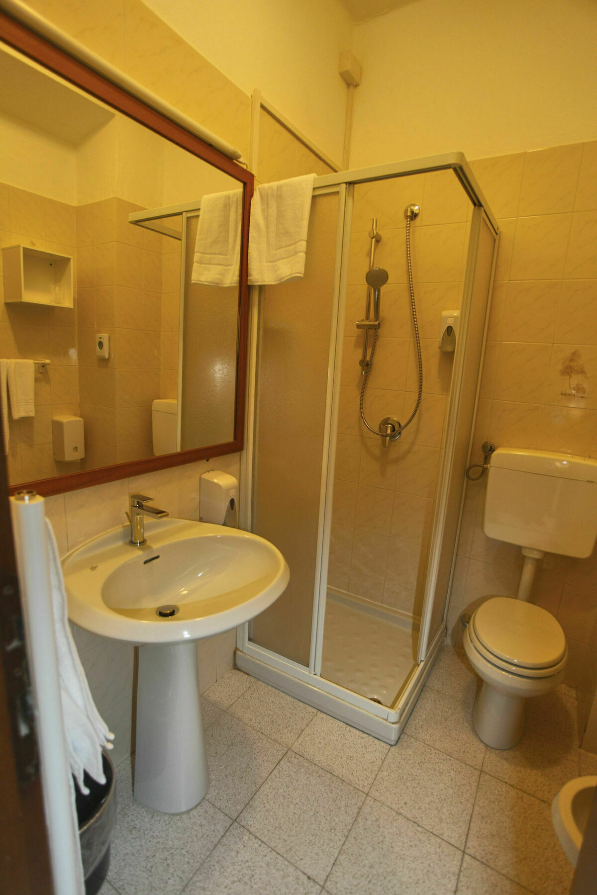 Hotel Anton&art 3*
