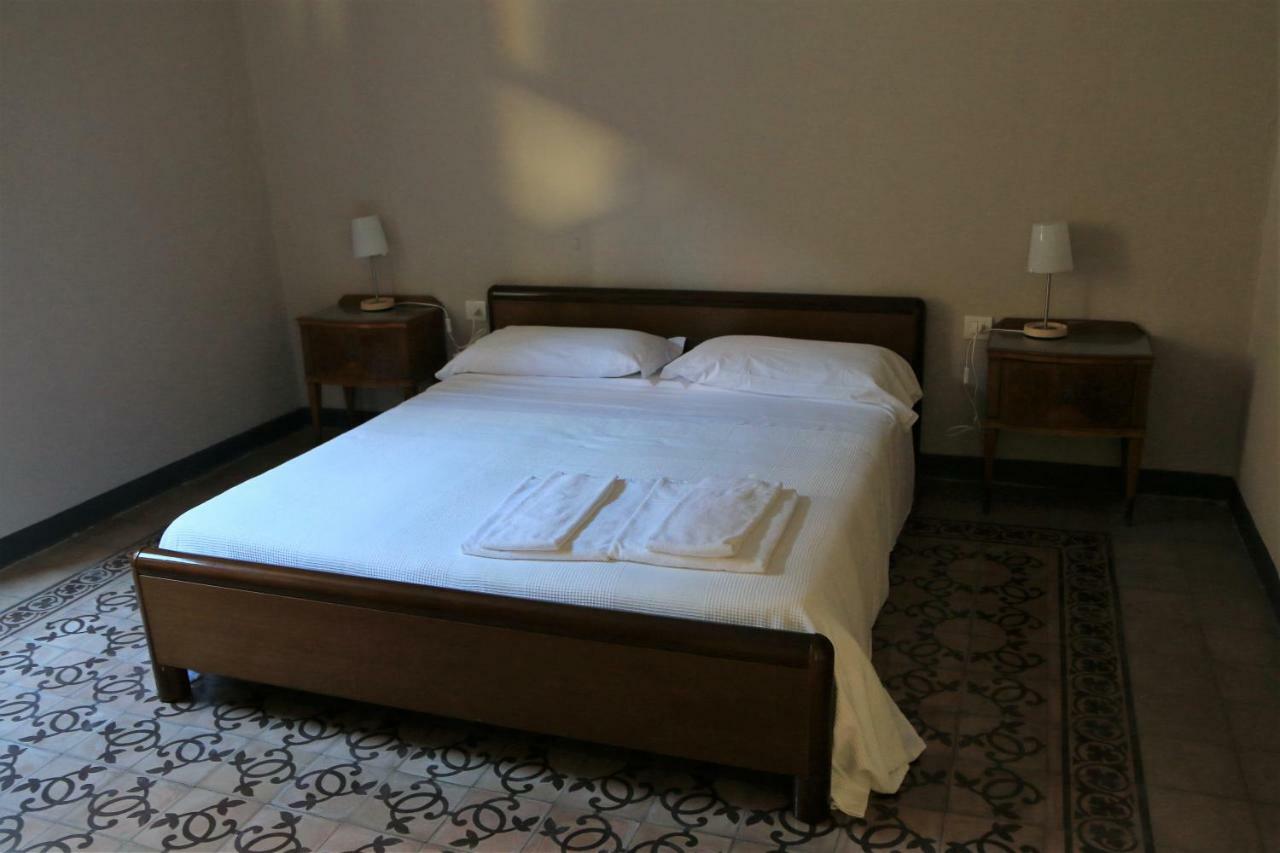 Deco Bed & Breakfast