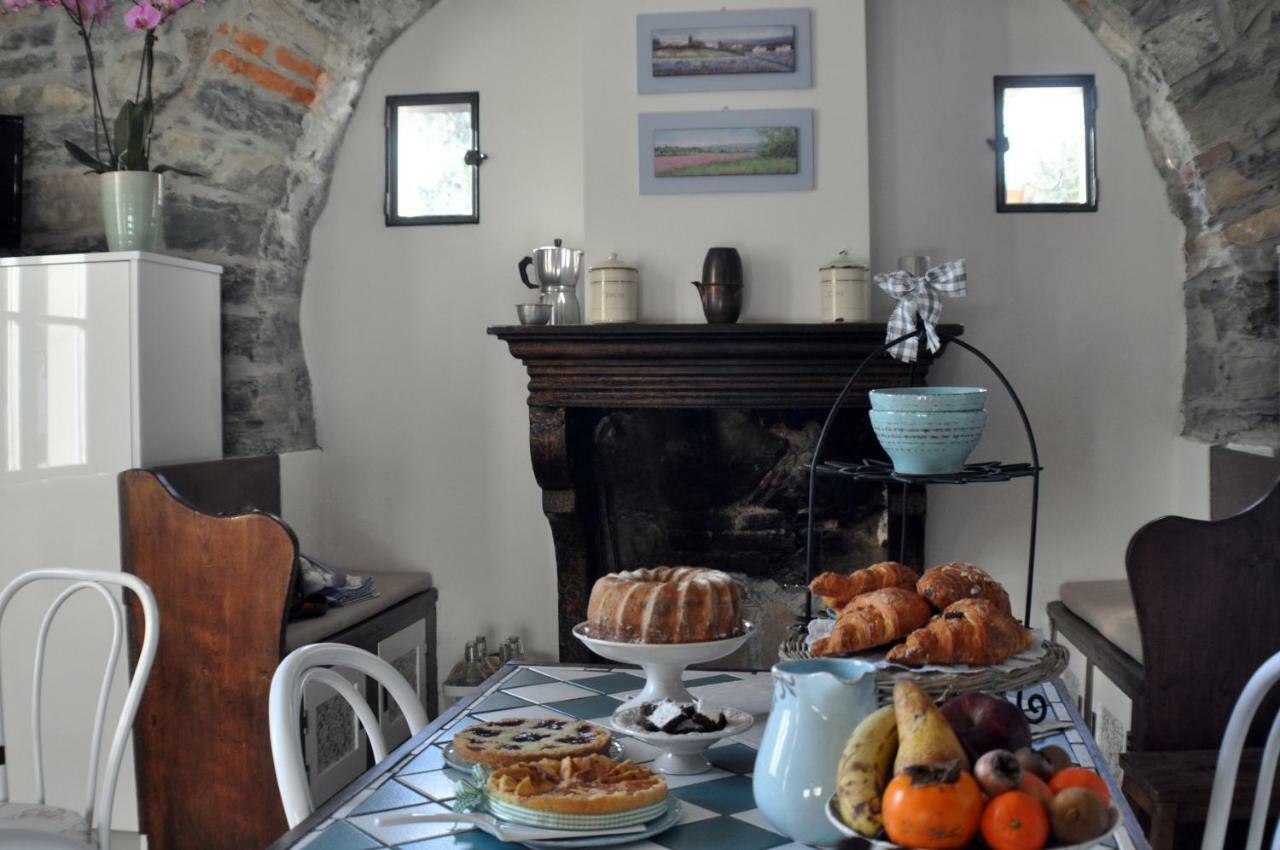 La Cassinella Bed & Breakfast *