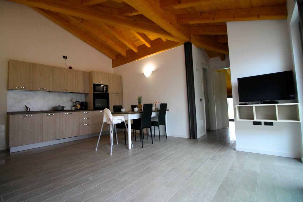 Apartment Leonardo Colico