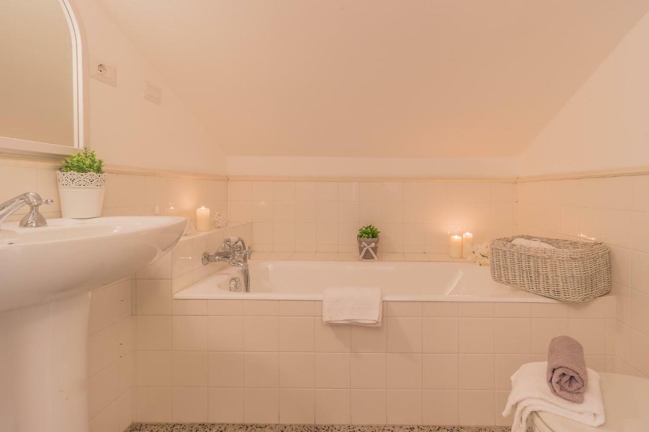 Garden Apartment Varenna