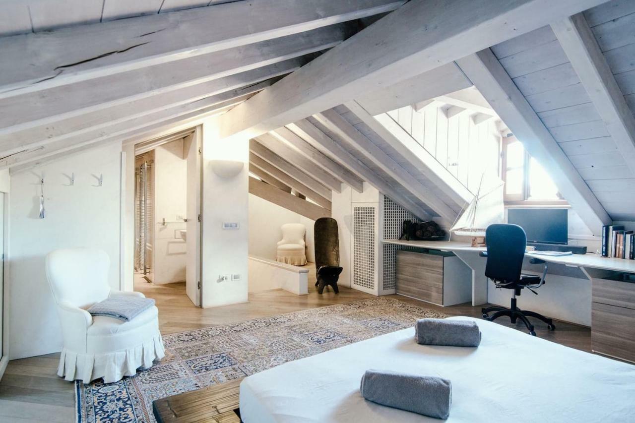 Sailer Loft - The House Of Travelers Como