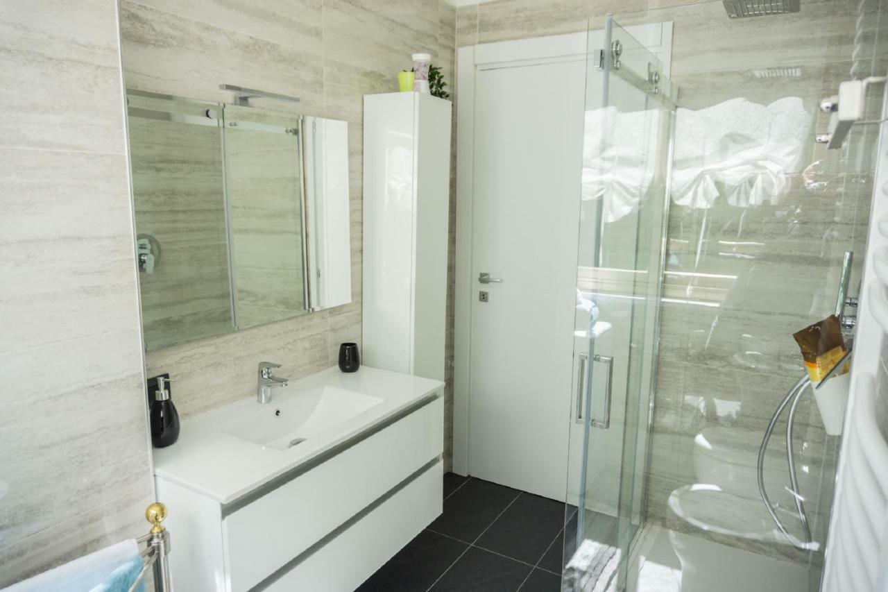Apartment Oasi Felice Como