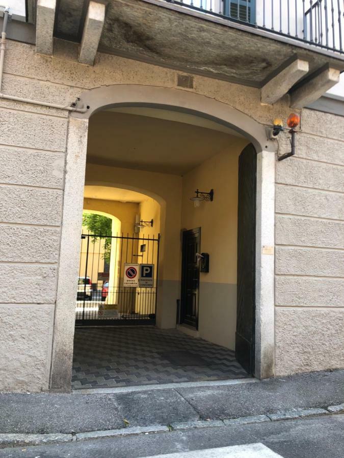 Vivi Cernobbio, La Sua Arte, La Sua Magia