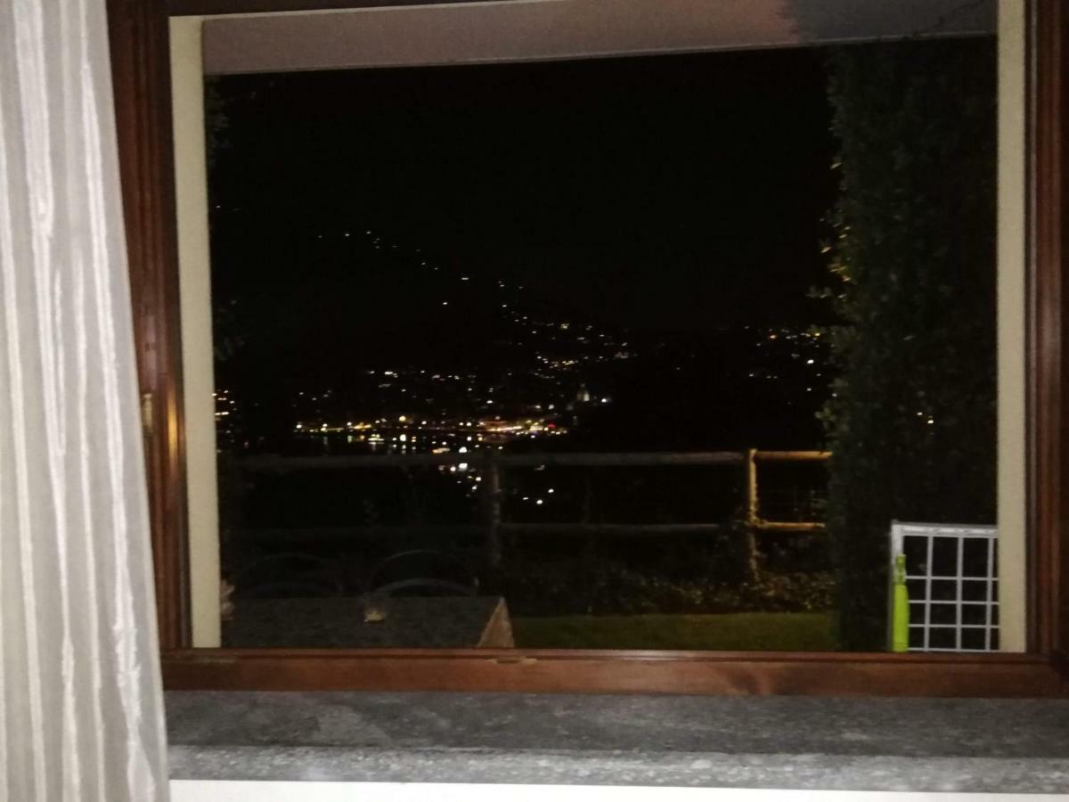 Incantesimo Del Lago Ferienhaus *