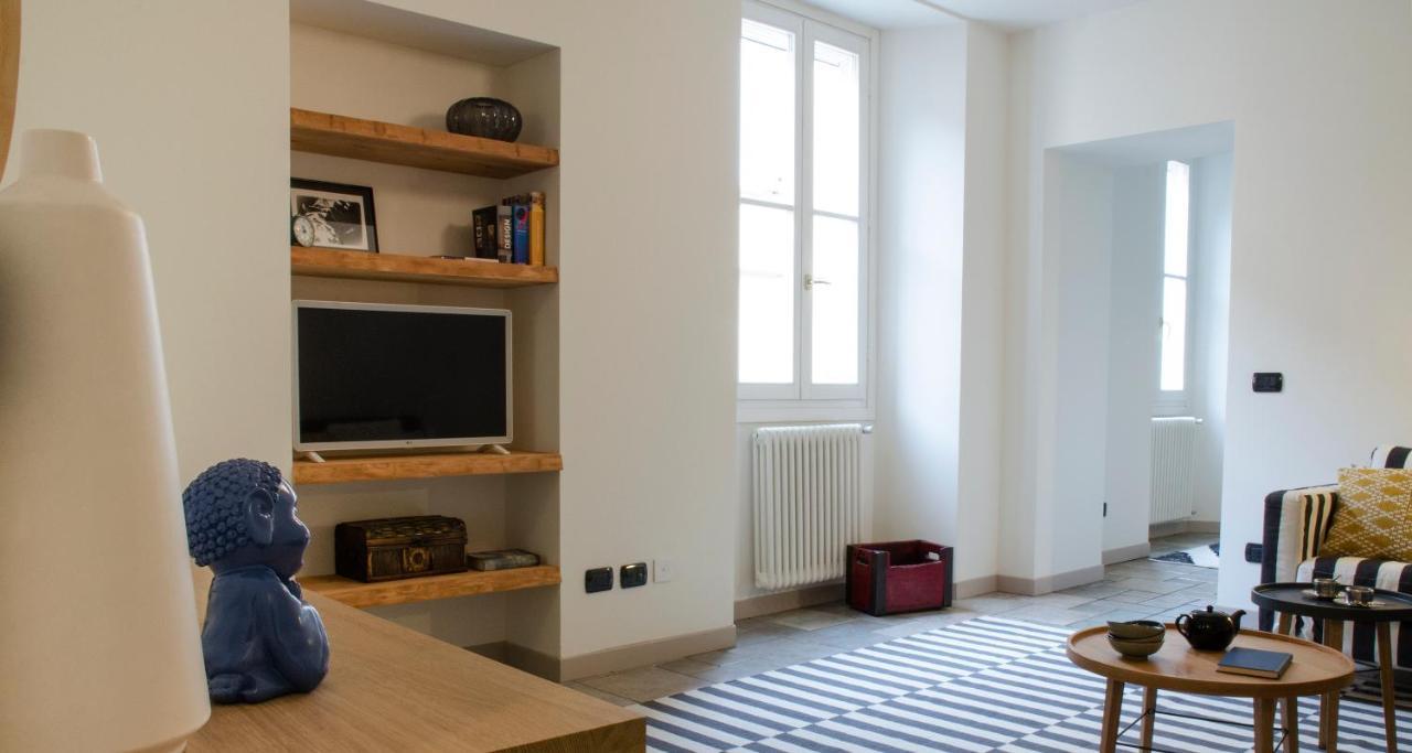 Charming & Modern Flat By Holiday Solutions Como