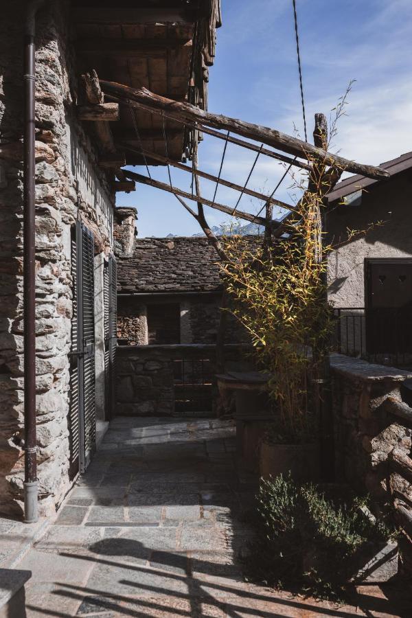Montemezzo Le In Pietra *